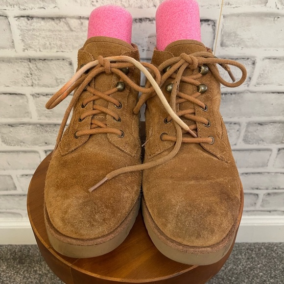 Women’s Ugg Bethany chestnut tan colored fur lined boots 8 - Picture 3 of 6